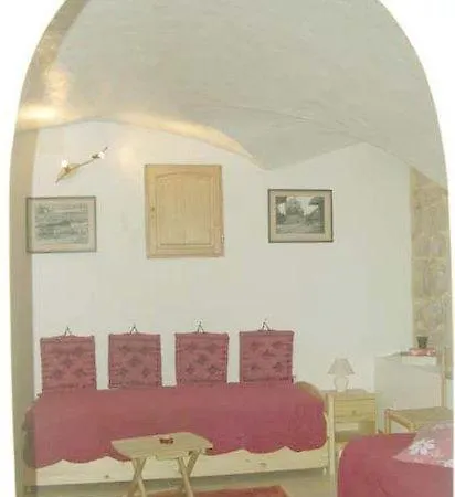Bed & Breakfast Issiates *
