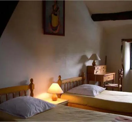 Issiates Bed & Breakfast *